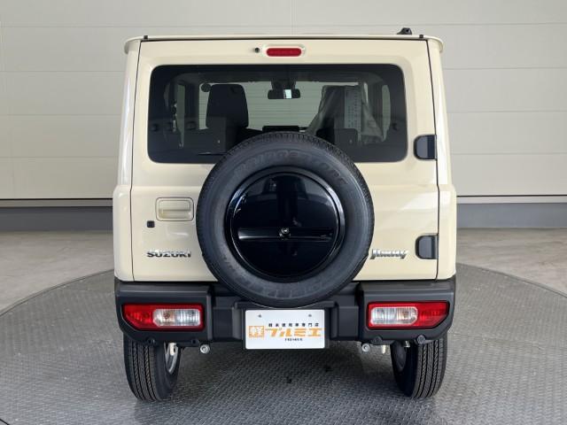 ジムニー ＸＣ　届出済未使用車　セーフティサポート　前後誤発進抑制機能　パーキングセンサー　シートヒーター　オートライト　スマートキー　オートエアコン　軽自動車（10枚目）
