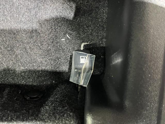 ジムニー ＸＣ　届出済未使用車　セーフティサポート　前後誤発進抑制機能　パーキングセンサー　シートヒーター　オートライト　スマートキー　オートエアコン　軽自動車（20枚目）