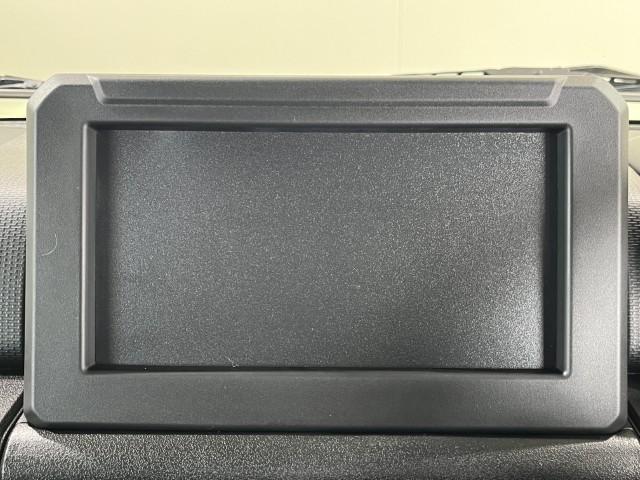 ジムニー ＸＣ　届出済未使用車　セーフティサポート　前後誤発進抑制機能　パーキングセンサー　シートヒーター　オートライト　スマートキー　オートエアコン　軽自動車（32枚目）