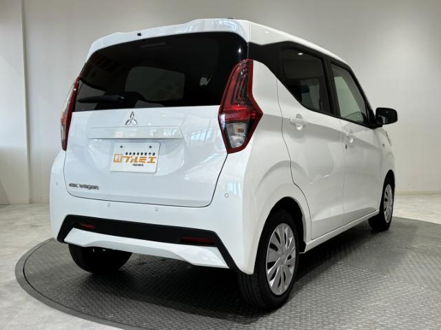 ｅＫワゴン Ｍ　ちょい乗り　衝突軽減ブレーキ　マニュアルエアコン　シートヒーター　キーレスエントリー　電動格納ミラー　オートライト　ステアリングリモコン　パワーウィンドウ　軽自動車（7枚目）