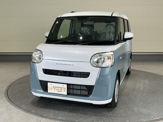 ムーヴキャンバス ストライプスX 届出済未使用車 衝突軽減ブレーキ 両側電動スライドドア 電動格納ミラー アームレスト シートリフター USB充電ソケット アイドリングストップ オートエアコン スマートキー プッシュスタート 軽自動車(6枚目)