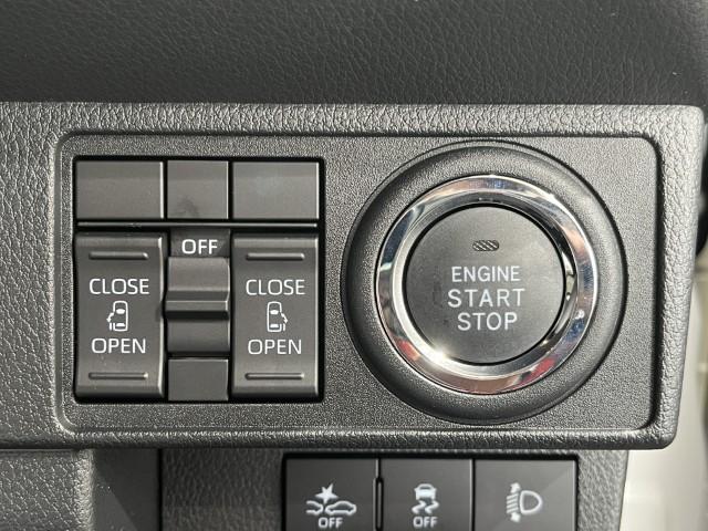 ムーヴキャンバス ストライプスX 届出済未使用車 衝突軽減ブレーキ 両側電動スライドドア 電動格納ミラー アームレスト シートリフター USB充電ソケット アイドリングストップ オートエアコン スマートキー プッシュスタート 軽自動車(26枚目)