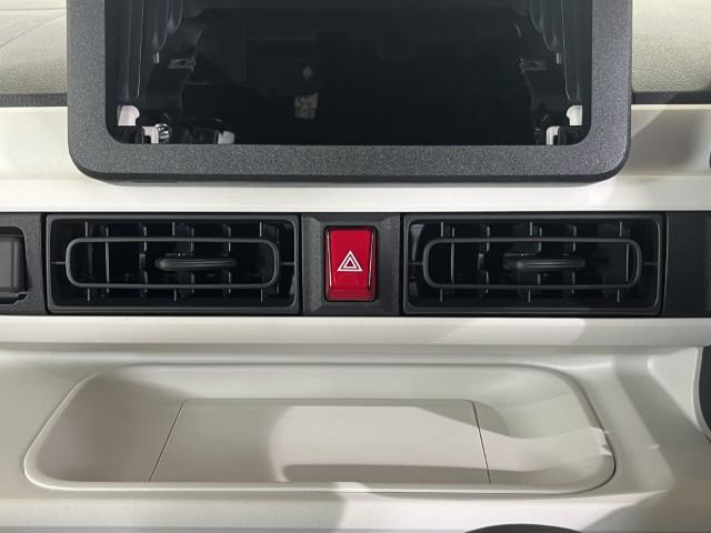 ムーヴキャンバス ストライプスX 届出済未使用車 衝突軽減ブレーキ 両側電動スライドドア 電動格納ミラー アームレスト シートリフター USB充電ソケット アイドリングストップ オートエアコン スマートキー プッシュスタート 軽自動車(34枚目)