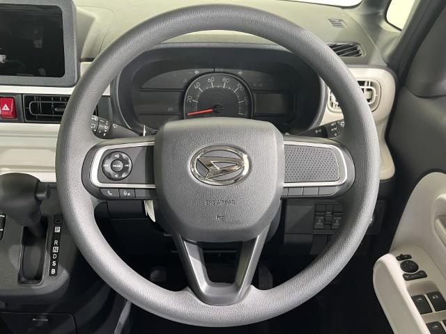 ムーヴキャンバス ストライプスX 届出済未使用車 衝突軽減ブレーキ 両側電動スライドドア 電動格納ミラー アームレスト シートリフター USB充電ソケット アイドリングストップ オートエアコン スマートキー プッシュスタート 軽自動車(41枚目)