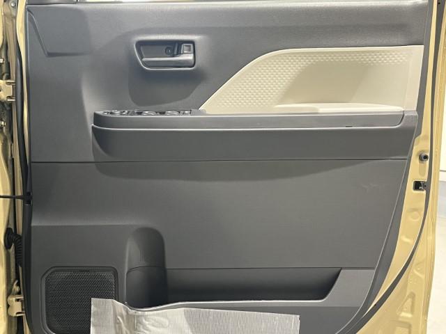 タント Ｌ　届出済未使用車　ＬＥＤライト　ミラクルオープンドア　アイドリングストップ　コーナーセンサー　衝突軽減ブレーキ　オートライト　軽自動車（16枚目）