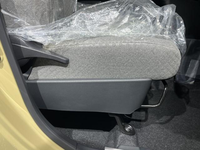 タント Ｌ　届出済未使用車　ＬＥＤライト　ミラクルオープンドア　アイドリングストップ　コーナーセンサー　衝突軽減ブレーキ　オートライト　軽自動車（20枚目）