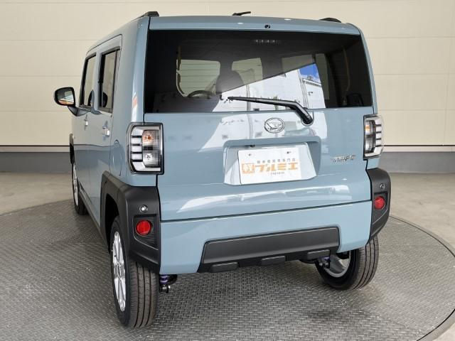 タフト G 届出済未使用車 バックカメラ ガラスルーフ 衝突軽減ブレーキ ペダル踏み間違い防止 オートハイビーム LEDヘッド&フォグ シートヒーター 電子制御パーキングブレーキ スマートキー 軽自動車(8枚目)