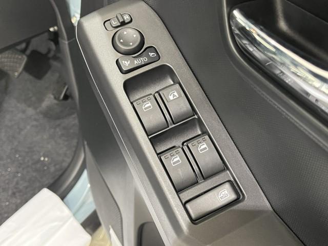 タフト G 届出済未使用車 バックカメラ ガラスルーフ 衝突軽減ブレーキ ペダル踏み間違い防止 オートハイビーム LEDヘッド&フォグ シートヒーター 電子制御パーキングブレーキ スマートキー 軽自動車(18枚目)