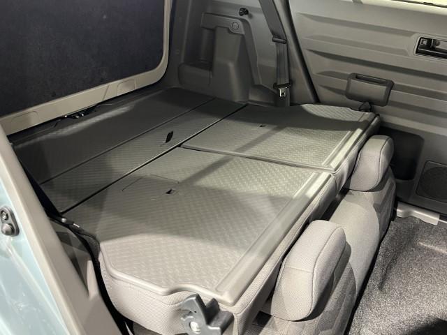 タフト G 届出済未使用車 バックカメラ ガラスルーフ 衝突軽減ブレーキ ペダル踏み間違い防止 オートハイビーム LEDヘッド&フォグ シートヒーター 電子制御パーキングブレーキ スマートキー 軽自動車(41枚目)