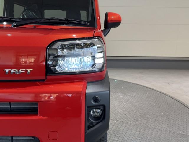 タフト G 届出済未使用車 バックカメラ ガラスルーフ 衝突軽減ブレーキ ペダル踏み間違い防止 オートハイビーム LEDヘッド&フォグ シートヒーター 電子制御パーキングブレーキ スマートキー 軽自動車(17枚目)