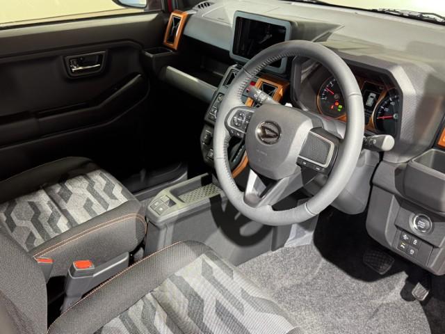 タフト G 届出済未使用車 バックカメラ ガラスルーフ 衝突軽減ブレーキ ペダル踏み間違い防止 オートハイビーム LEDヘッド&フォグ シートヒーター 電子制御パーキングブレーキ スマートキー 軽自動車(19枚目)