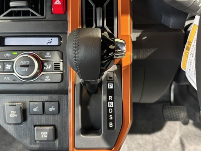 タフト G 届出済未使用車 バックカメラ ガラスルーフ 衝突軽減ブレーキ ペダル踏み間違い防止 オートハイビーム LEDヘッド&フォグ シートヒーター 電子制御パーキングブレーキ スマートキー 軽自動車(34枚目)