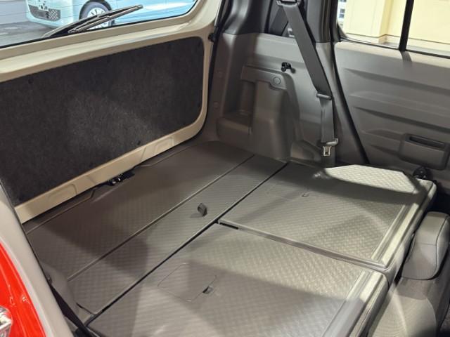 タフト G 届出済未使用車 バックカメラ ガラスルーフ 衝突軽減ブレーキ ペダル踏み間違い防止 オートハイビーム LEDヘッド&フォグ シートヒーター 電子制御パーキングブレーキ スマートキー 軽自動車(45枚目)