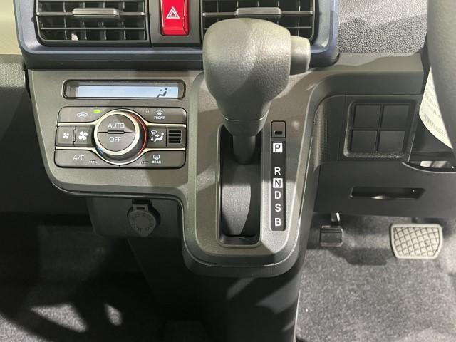 タント L 届出済未使用車 LEDライト ミラクルオープンドア アイドリングストップ コーナーセンサー 衝突軽減ブレーキ オートライト 軽自動車(29枚目)