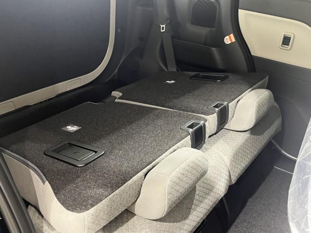 タント L 届出済未使用車 LEDライト ミラクルオープンドア アイドリングストップ コーナーセンサー 衝突軽減ブレーキ オートライト 軽自動車(36枚目)