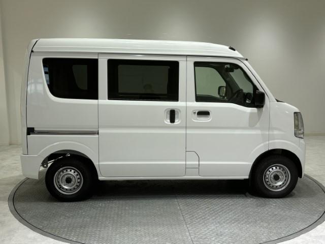 クリッパーバン DX 届出済未使用車 軽バン 衝突軽減ブレーキ キーレスエントリー パワーウィンドウ マニュアルエアコン AM/FMラジオ ハロゲンヘッドライト アイドリングストップ 軽自動車(7枚目)