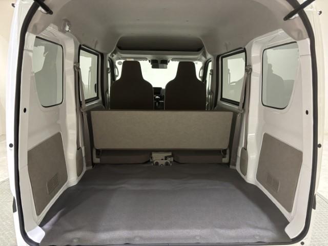 クリッパーバン DX 届出済未使用車 軽バン 衝突軽減ブレーキ キーレスエントリー パワーウィンドウ マニュアルエアコン AM/FMラジオ ハロゲンヘッドライト アイドリングストップ 軽自動車(32枚目)