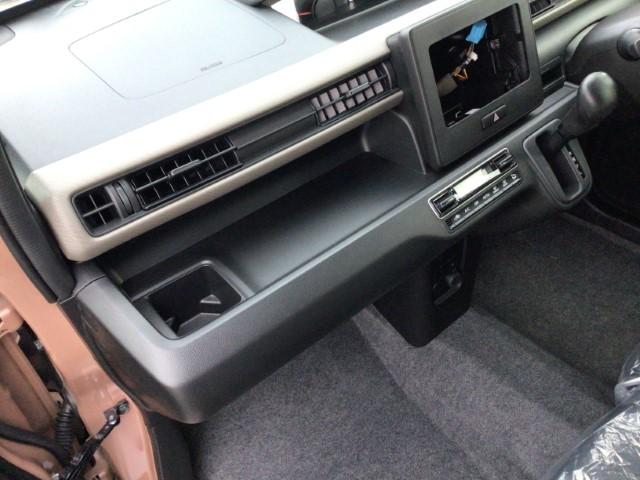 ワゴンＲ ＦＸ　ちょい乗り　衝突軽減ブレーキ　スマートキー　オートエアコン　ベンチシート　電動格納ミラー　シートヒーター　運転席助手席エアバック　軽自動車（32枚目）