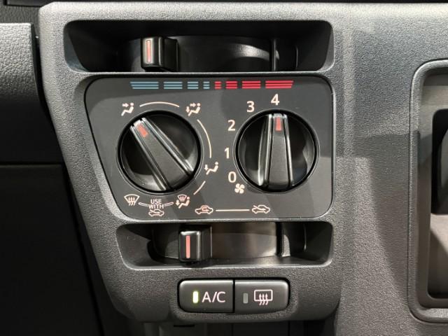 ハイゼットカーゴ ＤＸ　届出済未使用車　両側スライドドア　ＡＭ／ＦＭラジオ　オートライト　マニュアルエアコン　キーレスエントリー　衝突被害軽減システム（29枚目）