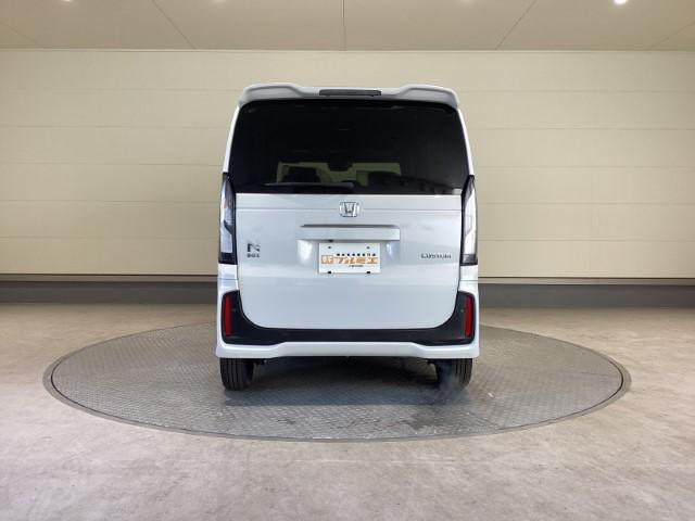 N-BOXカスタム ベースグレード 届出済未使用車 衝突軽減ブレーキ ホンダセンシング 片側電動スライドドア スマートキー LEDライト アイドリングストップ コーナーセンサー オートエアコン 軽自動車(9枚目)