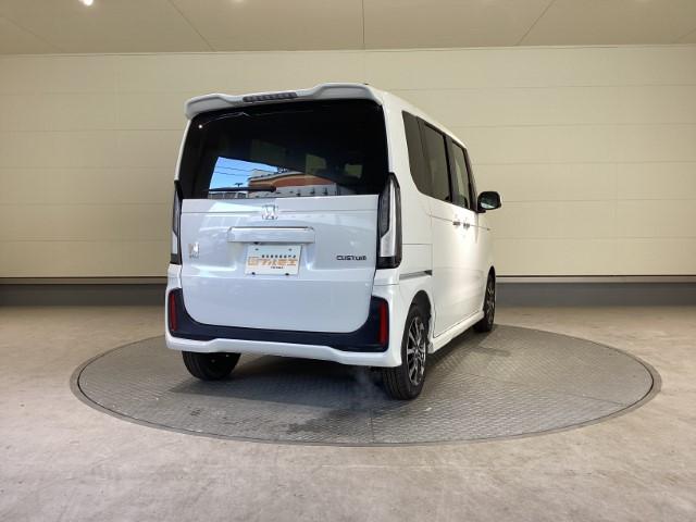 N-BOXカスタム ベースグレード 届出済未使用車 衝突軽減ブレーキ ホンダセンシング 片側電動スライドドア スマートキー LEDライト アイドリングストップ コーナーセンサー オートエアコン 軽自動車(10枚目)