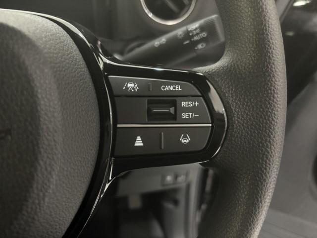 N-BOXカスタム ベースグレード 届出済未使用車 衝突軽減ブレーキ ホンダセンシング 片側電動スライドドア スマートキー LEDライト アイドリングストップ コーナーセンサー オートエアコン 軽自動車(18枚目)