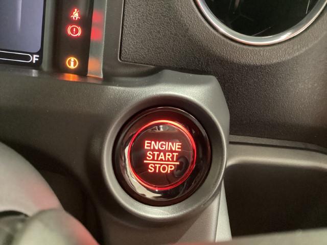 N-BOXカスタム ベースグレード 届出済未使用車 衝突軽減ブレーキ ホンダセンシング 片側電動スライドドア スマートキー LEDライト アイドリングストップ コーナーセンサー オートエアコン 軽自動車(20枚目)