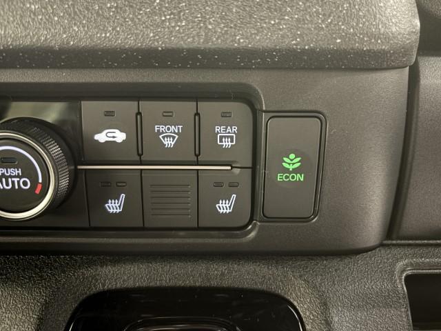 N-BOXカスタム ベースグレード 届出済未使用車 衝突軽減ブレーキ ホンダセンシング 片側電動スライドドア スマートキー LEDライト アイドリングストップ コーナーセンサー オートエアコン 軽自動車(27枚目)