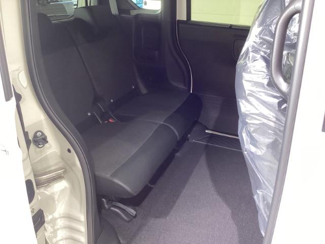N-BOXカスタム ベースグレード 届出済未使用車 衝突軽減ブレーキ ホンダセンシング 片側電動スライドドア スマートキー LEDライト アイドリングストップ コーナーセンサー オートエアコン 軽自動車(38枚目)