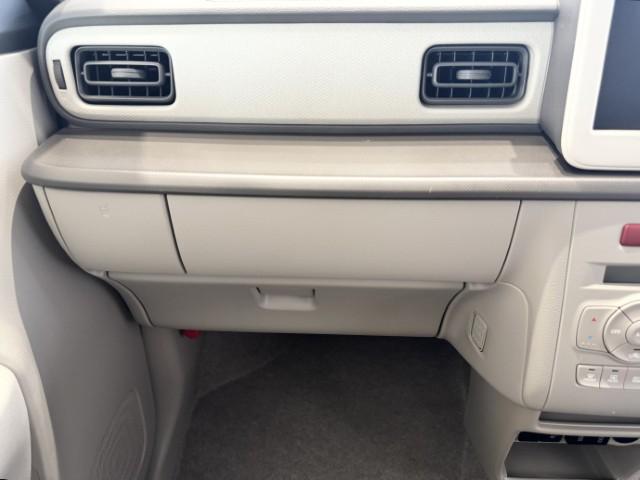 アルトラパン Ｌ　届出済未使用車　衝突軽減ブレーキ　誤発進抑制　車線逸脱警報　標識認識機能　アイドリングストップ　運転席シートヒーター　オートエアコン　電動格納ミラー　キーレスプッシュスタート　軽自動車（32枚目）