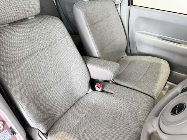 アルトラパン Ｌ　届出済未使用車　衝突軽減ブレーキ　誤発進抑制　車線逸脱警報　標識認識機能　アイドリングストップ　運転席シートヒーター　オートエアコン　電動格納ミラー　キーレスプッシュスタート　軽自動車（38枚目）