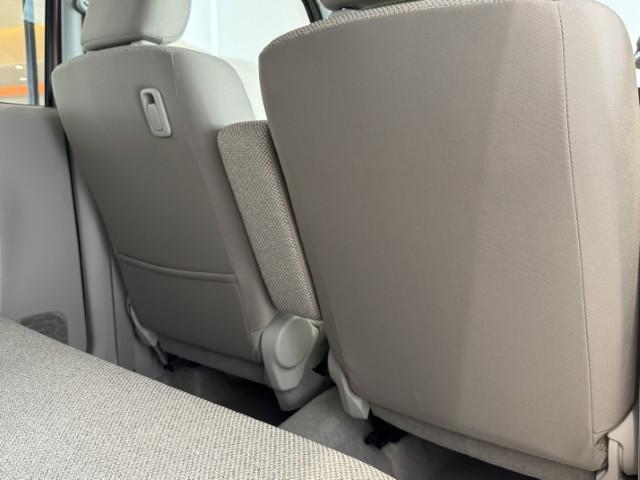 アルトラパン Ｌ　届出済未使用車　衝突軽減ブレーキ　誤発進抑制　車線逸脱警報　標識認識機能　アイドリングストップ　運転席シートヒーター　オートエアコン　電動格納ミラー　キーレスプッシュスタート　軽自動車（44枚目）