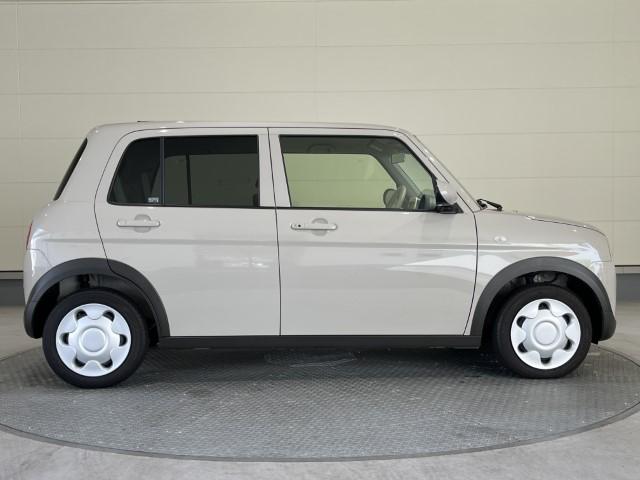 アルトラパン Ｌ　届出済未使用車　衝突軽減ブレーキ　誤発進抑制　車線逸脱警報　標識認識機能　アイドリングストップ　運転席シートヒーター　オートエアコン　電動格納ミラー　キーレスプッシュスタート　軽自動車（13枚目）