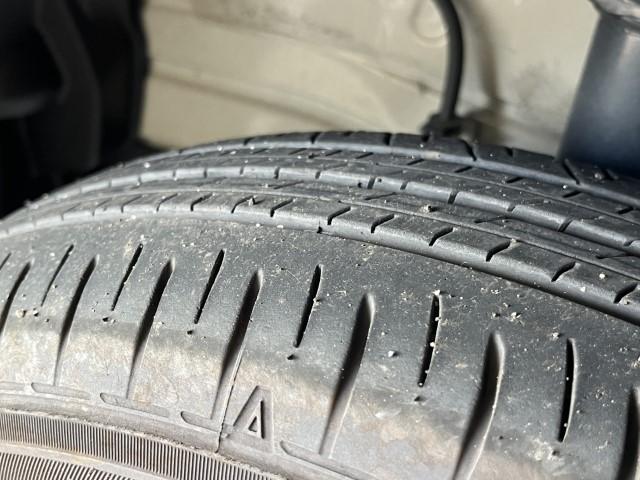 アルトラパン Ｌ　届出済未使用車　衝突軽減ブレーキ　誤発進抑制　車線逸脱警報　標識認識機能　アイドリングストップ　運転席シートヒーター　オートエアコン　電動格納ミラー　キーレスプッシュスタート　軽自動車（17枚目）