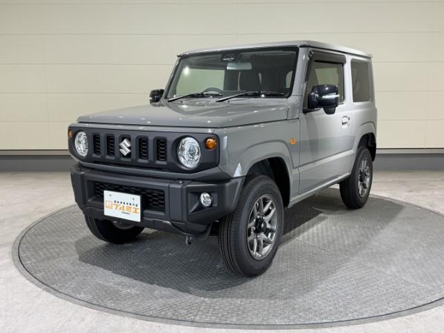 ジムニー ＸＣ　届出済未使用車　４ＷＤ　スズキセーフティサポート　本革巻ステアリング　オートエアコン　防汚タイプラゲッジフロア　オートライト　ヘッドランプウォッシャー　運転席・助手席エアバック　軽自動車（6枚目）