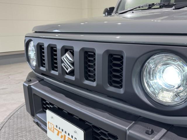 ジムニー ＸＣ　届出済未使用車　４ＷＤ　スズキセーフティサポート　本革巻ステアリング　オートエアコン　防汚タイプラゲッジフロア　オートライト　ヘッドランプウォッシャー　運転席・助手席エアバック　軽自動車（17枚目）