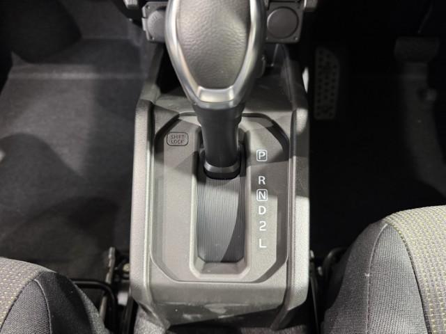 ジムニー ＸＣ　届出済未使用車　４ＷＤ　スズキセーフティサポート　本革巻ステアリング　オートエアコン　防汚タイプラゲッジフロア　オートライト　ヘッドランプウォッシャー　運転席・助手席エアバック　軽自動車（41枚目）