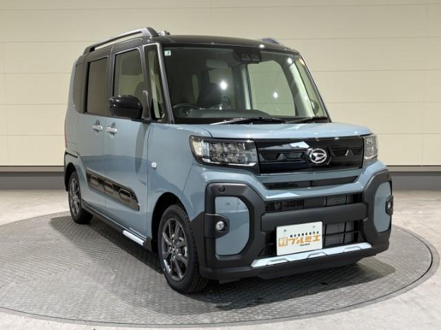 タント ファンクロス　届出済未使用車　衝突軽減ブレーキ　両側電動スライドドア　アイドリングストップ　スマートキー　ミラクルオープンドア　シートヒーター　プッシュスタート　軽自動車（4枚目）