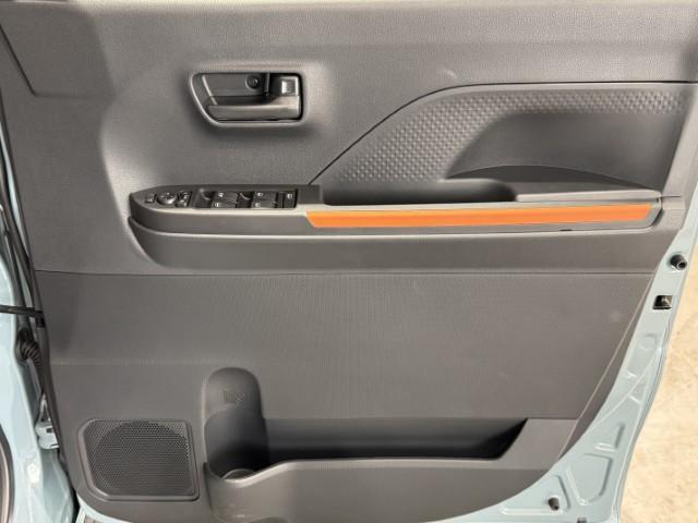 タント ファンクロス　届出済未使用車　衝突軽減ブレーキ　両側電動スライドドア　アイドリングストップ　スマートキー　ミラクルオープンドア　シートヒーター　プッシュスタート　軽自動車（24枚目）