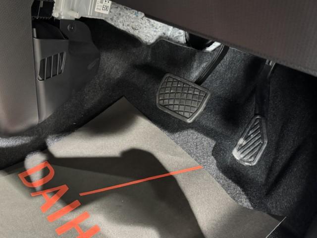 タント ファンクロス　届出済未使用車　衝突軽減ブレーキ　両側電動スライドドア　アイドリングストップ　スマートキー　ミラクルオープンドア　シートヒーター　プッシュスタート　軽自動車（33枚目）