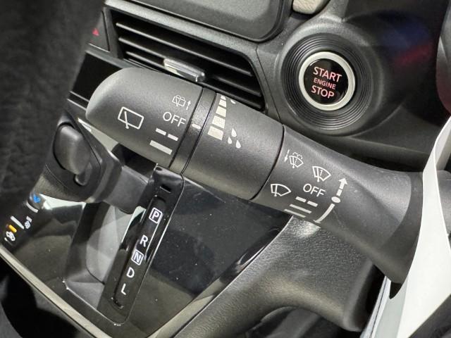 デイズ 　届出済未使用車　衝突軽減ブレーキ　プッシュスタート　オートエアコン　電動格納ミラー　オートライト　アームレスト　ステアリングリモコン　シートリフター　軽自動車（29枚目）