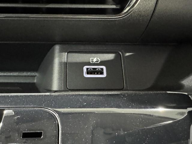 デイズ 　届出済未使用車　衝突軽減ブレーキ　プッシュスタート　オートエアコン　電動格納ミラー　オートライト　アームレスト　ステアリングリモコン　シートリフター　軽自動車（35枚目）