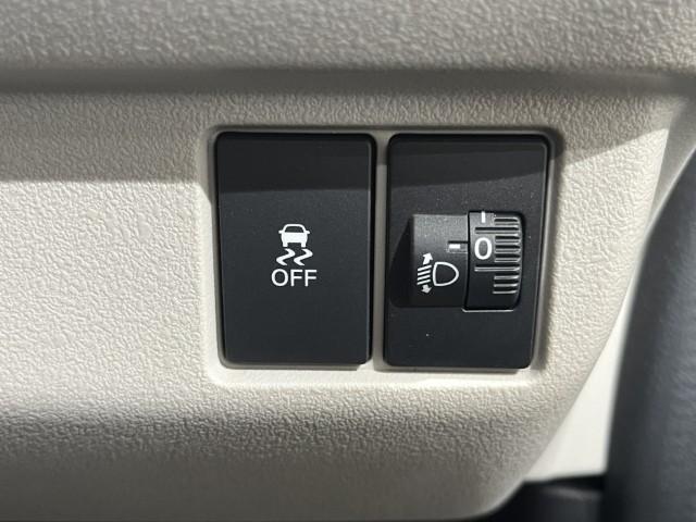 Ｎ－ＢＯＸ ベースグレード　８インチナビ　バックカメラ　ＥＴＣ　ドライブレコーダー　衝突軽減ブレーキ　片側電動スライドドア　スマートキー　プッシュスタート　クルーズコントロール　ブレーキホールド　軽自動車（24枚目）