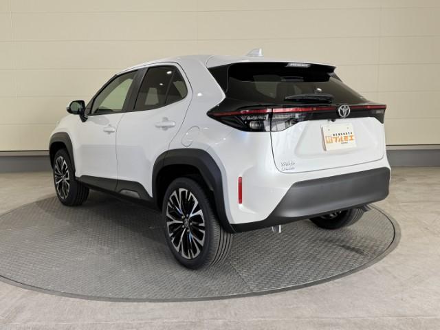 ヤリスクロス Z 登録済未使用車 純正ディスプレイオーディオ パノラミックビューモニター ETC2.0 シートヒーター ステアリングヒーター トヨタセーフティセンス LEDヘッドライト(8枚目)
