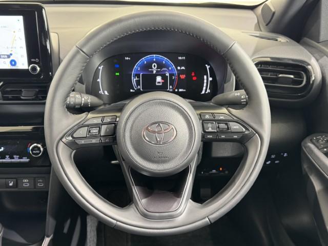 ヤリスクロス Ｚ　登録済未使用車　純正ディスプレイオーディオ　パノラミックビューモニター　ＥＴＣ２．０　シートヒーター　ステアリングヒーター　トヨタセーフティセンス　ＬＥＤヘッドライト（28枚目）