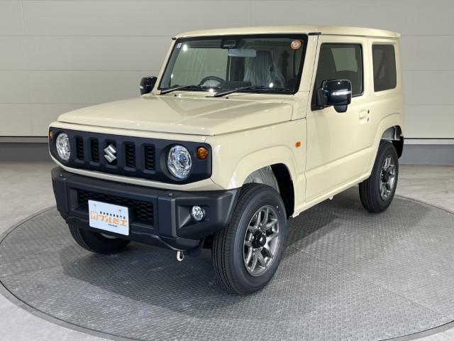ジムニー ＸＣ　届出済未使用車　４ＷＤ　スズキセーフティサポート　本革巻ステアリング　オートエアコン　防汚タイプラゲッジフロア　オートライト　ヘッドランプウォッシャー　運転席・助手席エアバック　軽自動車（6枚目）