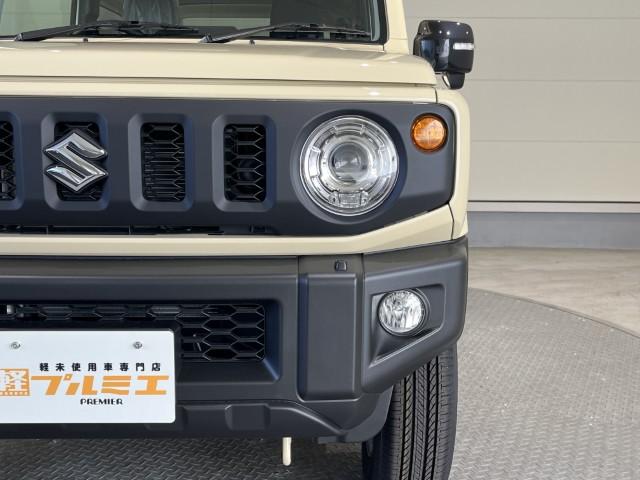 ジムニー ＸＣ　届出済未使用車　４ＷＤ　スズキセーフティサポート　本革巻ステアリング　オートエアコン　防汚タイプラゲッジフロア　オートライト　ヘッドランプウォッシャー　運転席・助手席エアバック　軽自動車（12枚目）