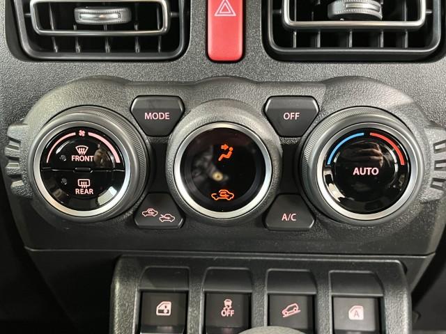 ジムニー ＸＣ　届出済未使用車　４ＷＤ　スズキセーフティサポート　本革巻ステアリング　オートエアコン　防汚タイプラゲッジフロア　オートライト　ヘッドランプウォッシャー　運転席・助手席エアバック　軽自動車（31枚目）