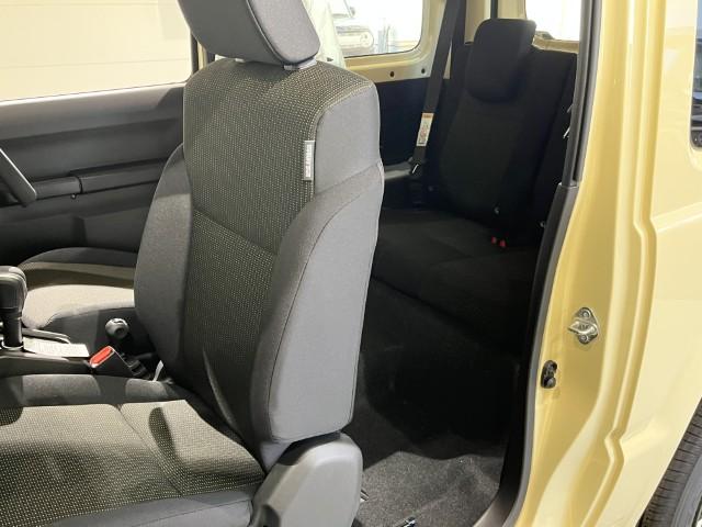 ジムニー ＸＣ　届出済未使用車　４ＷＤ　スズキセーフティサポート　本革巻ステアリング　オートエアコン　防汚タイプラゲッジフロア　オートライト　ヘッドランプウォッシャー　運転席・助手席エアバック　軽自動車（41枚目）