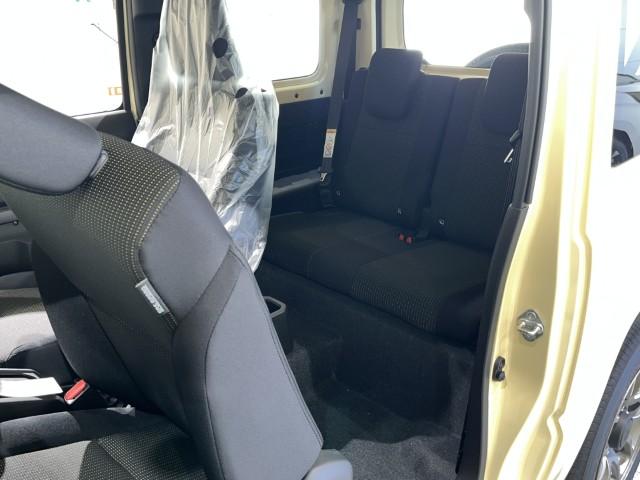 ジムニー ＸＣ　届出済未使用車　４ＷＤ　スズキセーフティサポート　本革巻ステアリング　オートエアコン　防汚タイプラゲッジフロア　オートライト　ヘッドランプウォッシャー　運転席・助手席エアバック　軽自動車（42枚目）